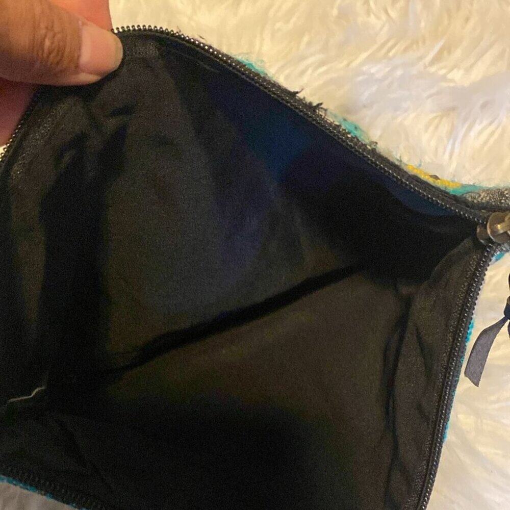 Beaded Wallet - Picture 6 of 10